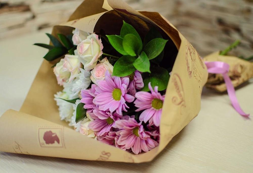 Букет цветов из: Розы и Хризантемы в Купянке