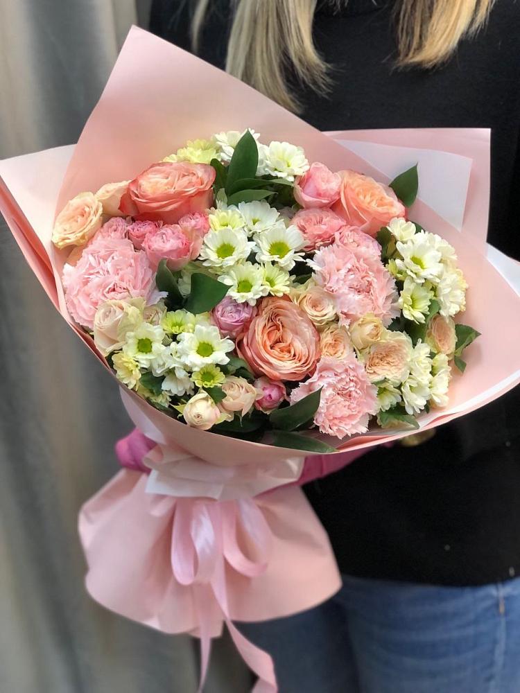 Букет цветов из: Гвоздики, Розы и Хризантемы в Купянке