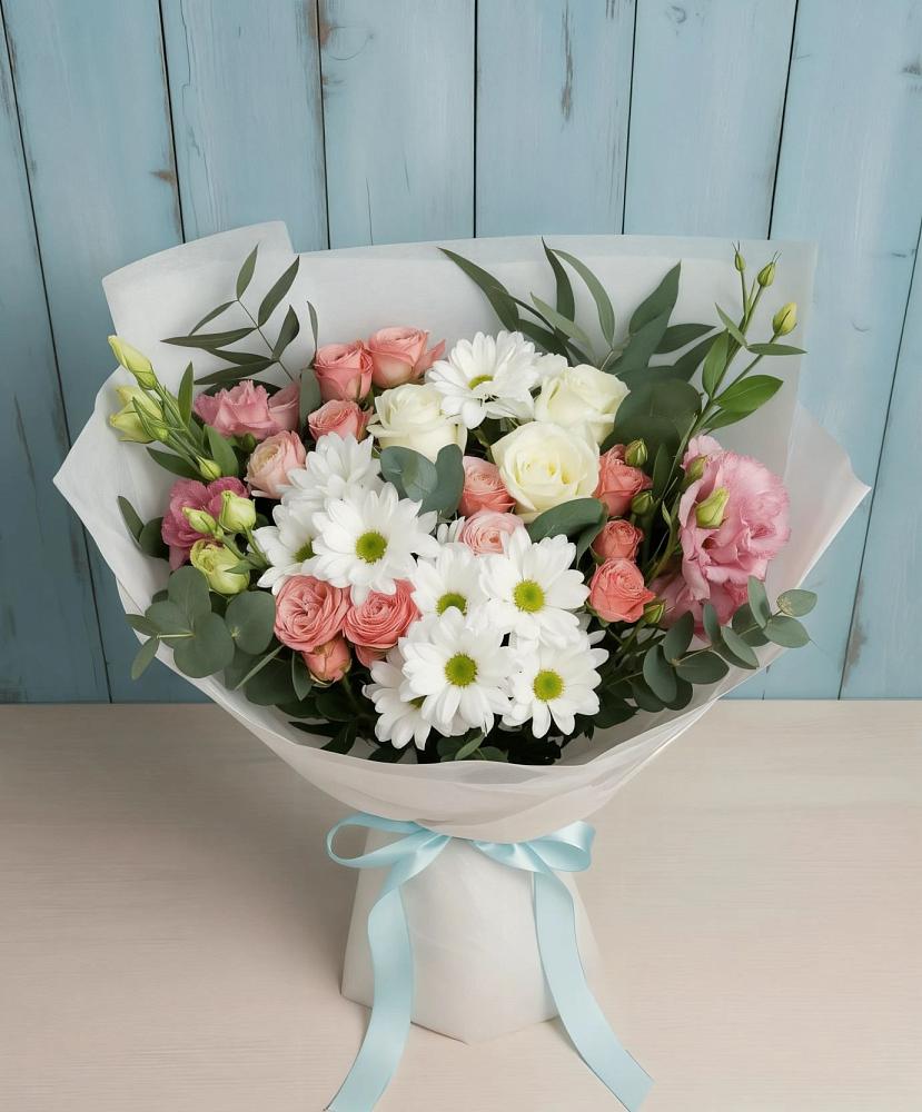Букет цветов из: Розы, Лизиантусы и Хризантемы в Купянке