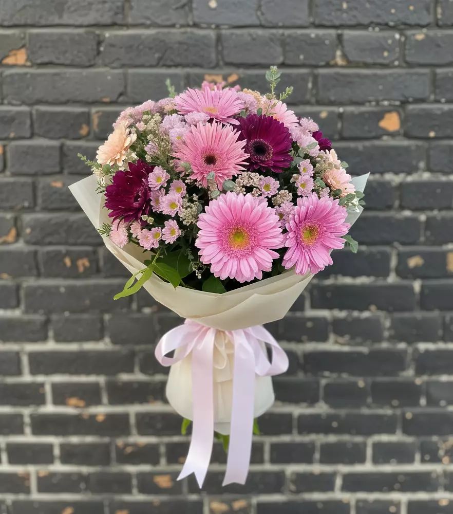 Букет цветов из: Герберы и Хризантемы в Купянке
