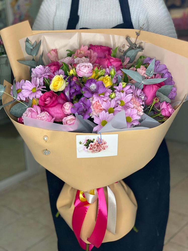 Букет цветов из: Хризантемы, Гвоздики и Альстромерии в Купянке