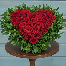 Цветочная композиция из Розы в виде сердца #REPLACE_PRED# Купянке