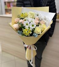 Букет цветов из:  Альстромерии, Розы и Хризантемы в Купянке