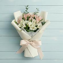 Букет цветов из:  Альстромерии в Купянке