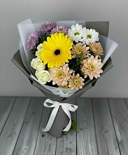 Букет цветов из:  Розы, Герберы и Хризантемы в Купянке