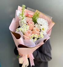 Букет цветов из:  Хризантемы и Розы в Купянке