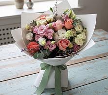 Букет цветов из:  Розы, Лизиантусы и Гвоздики в Купянке