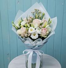 Букет цветов из:  Розы и Лизиантусы в Купянке