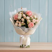 Букет цветов из:  Розы в Купянке