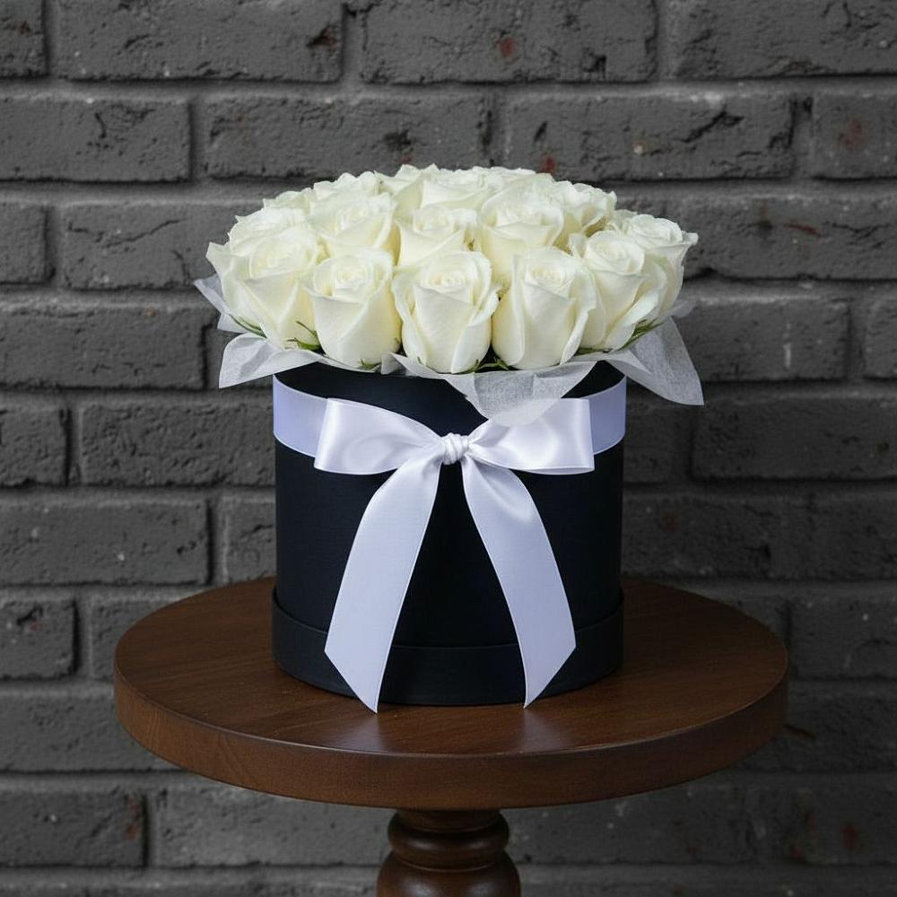 Цветочная композиция из Розы в шляпной коробке в Купянке