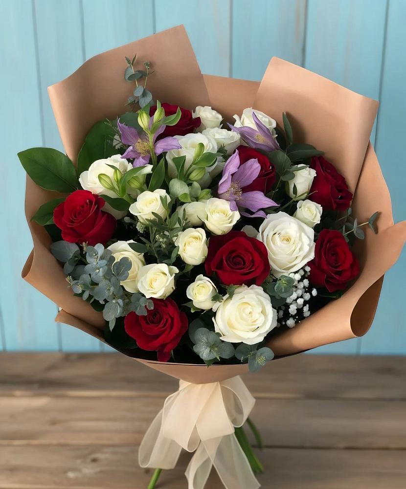 Букет цветов из: Розы и Альстромерии в Купянке