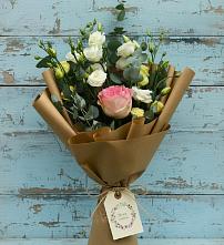 Букет цветов из:  Розы и Лизиантусы в Купянке