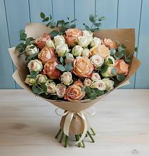 Букет цветов из:  Альстромерии и Розы в Купянке