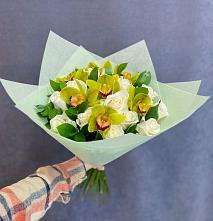 Букет цветов из:  Орхидеи и Розы в Купянке